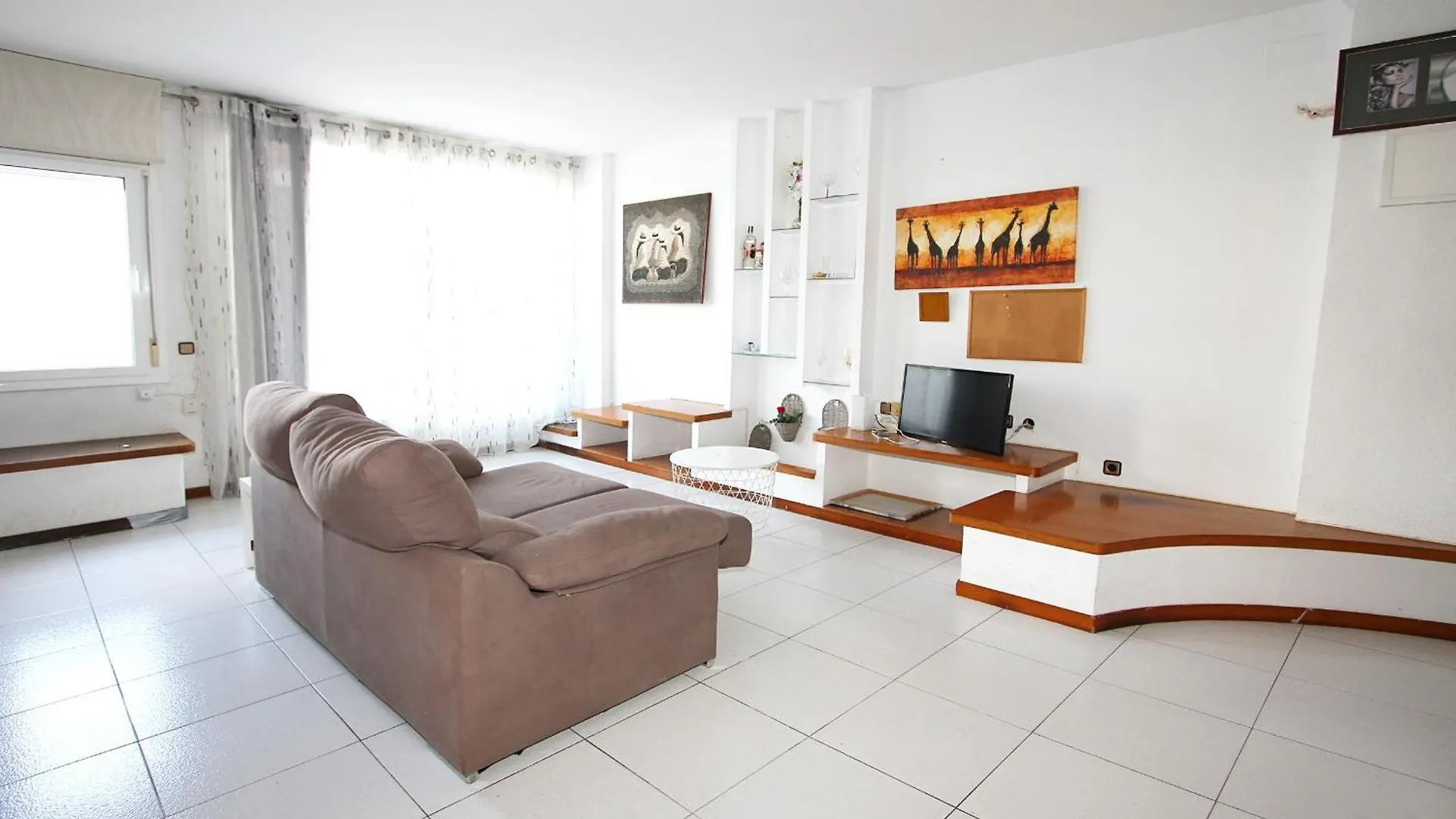 Apartamento Gemma Lloret de Mar 0*,  Spain